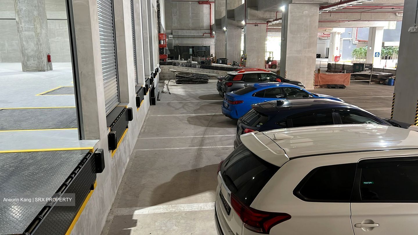 Toh Guan Road East (D22), Warehouse #501307271